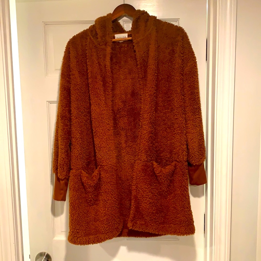 Small olive and oak sweater (would fit a medium)